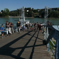 p1070733mit_der_faehre_in_ottensheim_ueber_die_donau_20130821_1804244016