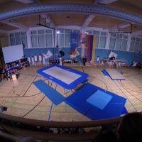 gopr0207do_und_fr_turnstunde_nissentrampolin_20141202_1391539523