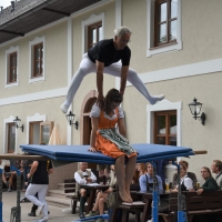 Turnen im Gastgarten