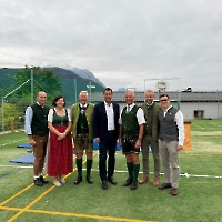 Eröffnung der Ballsportanlage und 100 Jahre Besitz der Wunderburg